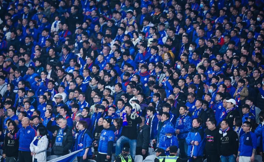 关于阿拉伯联合酋长国队在国际足球赛事中表现出色的信息